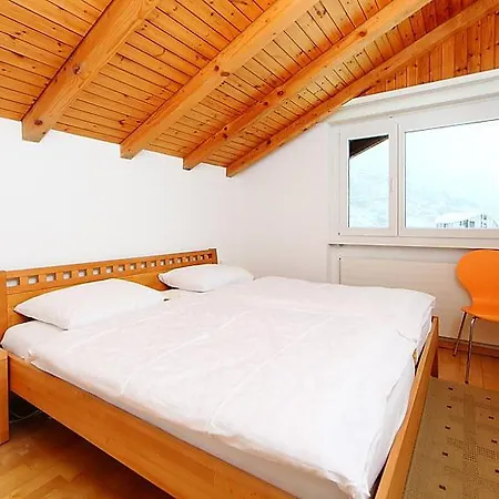 Sleeps 5 Wifi *
